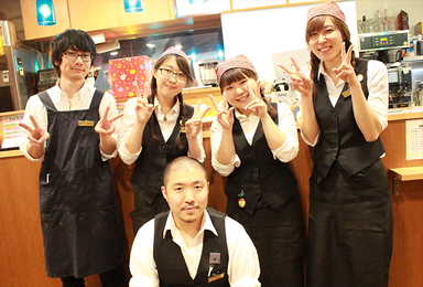 スタッフ